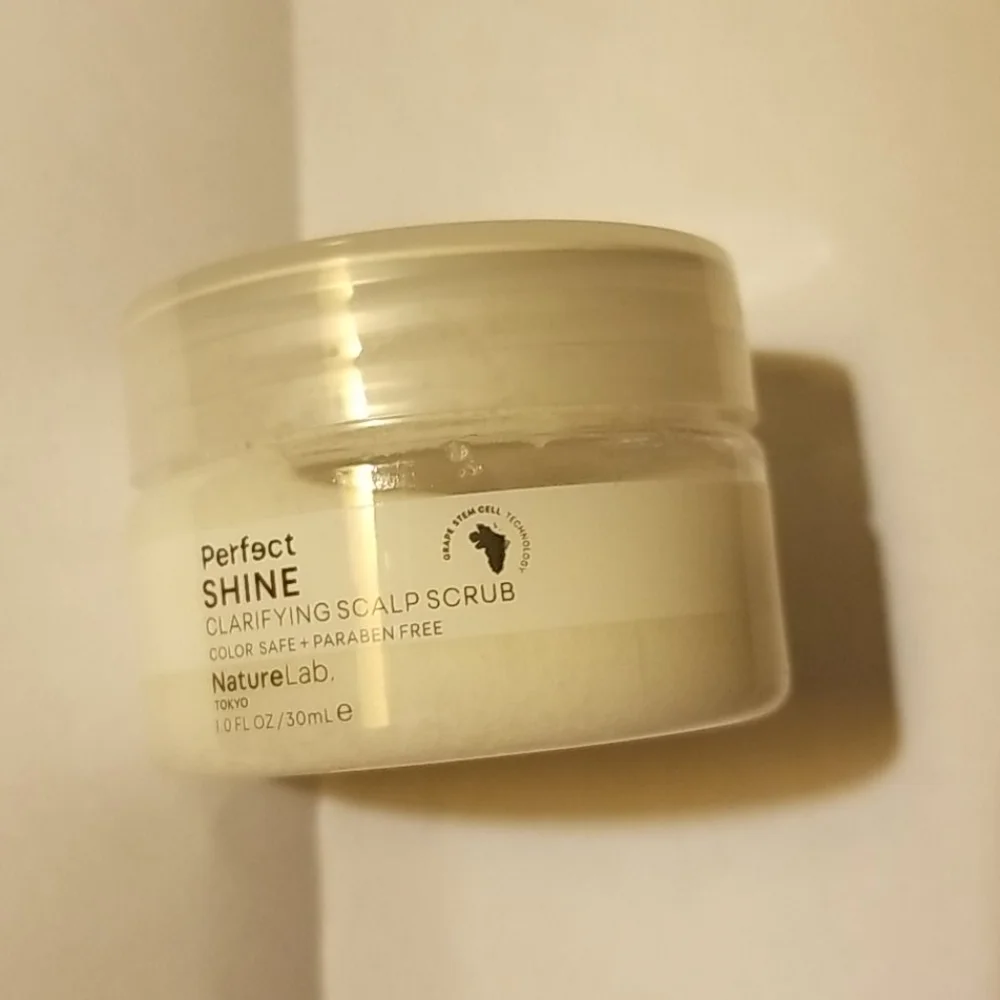 4/25 bundle item.  Nature lab TOKYO Clarifying Scalp Scrub